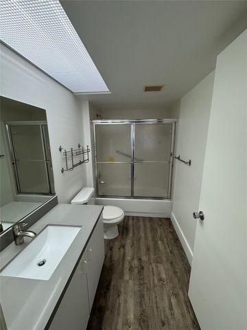 1651 SW 127th Ave 211A, Hollywood, FL 33027