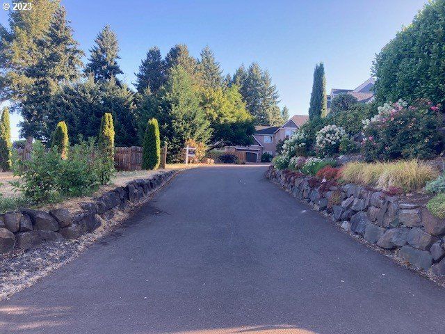 Sw PINE St, Sherwood, OR 97140