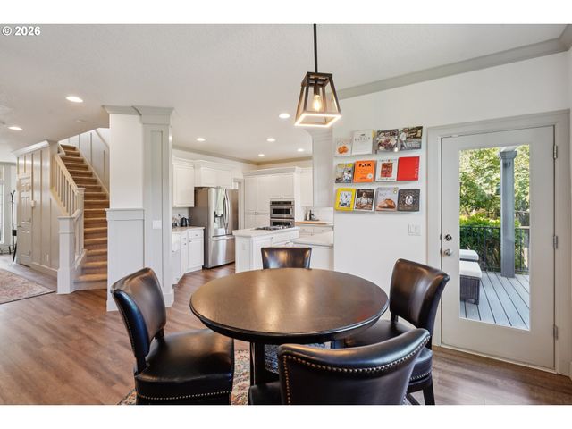 3753 Nw TALAMORE Ter, Portland, OR 97229