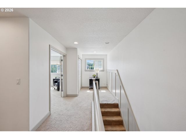 3753 Nw TALAMORE Ter, Portland, OR 97229