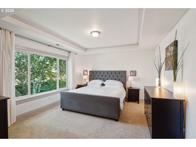 3753 Nw TALAMORE Ter, Portland, OR 97229