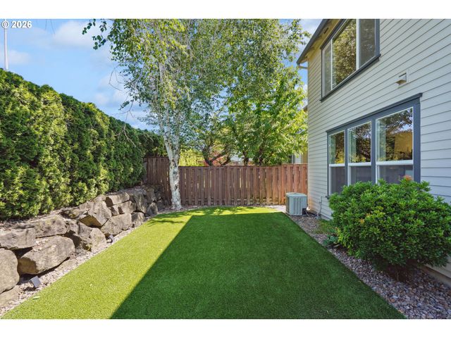 3753 Nw TALAMORE Ter, Portland, OR 97229
