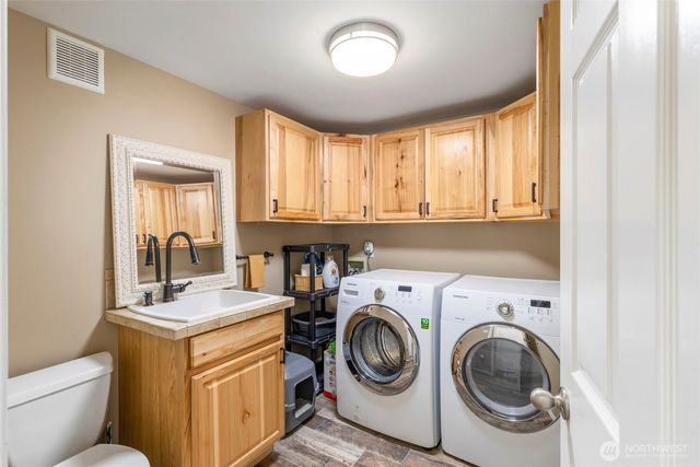 1731 NE Harvard Avenue, Keyport, WA 98345