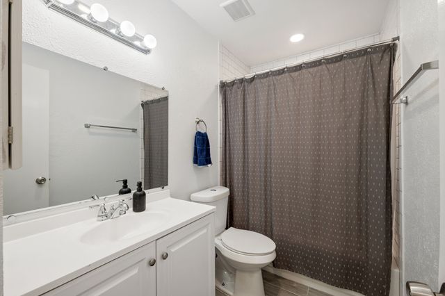 2314 Benbrook Drive, Carrollton, TX 75007