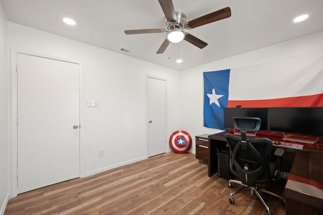 2314 Benbrook Drive, Carrollton, TX 75007