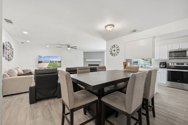 2314 Benbrook Drive, Carrollton, TX 75007