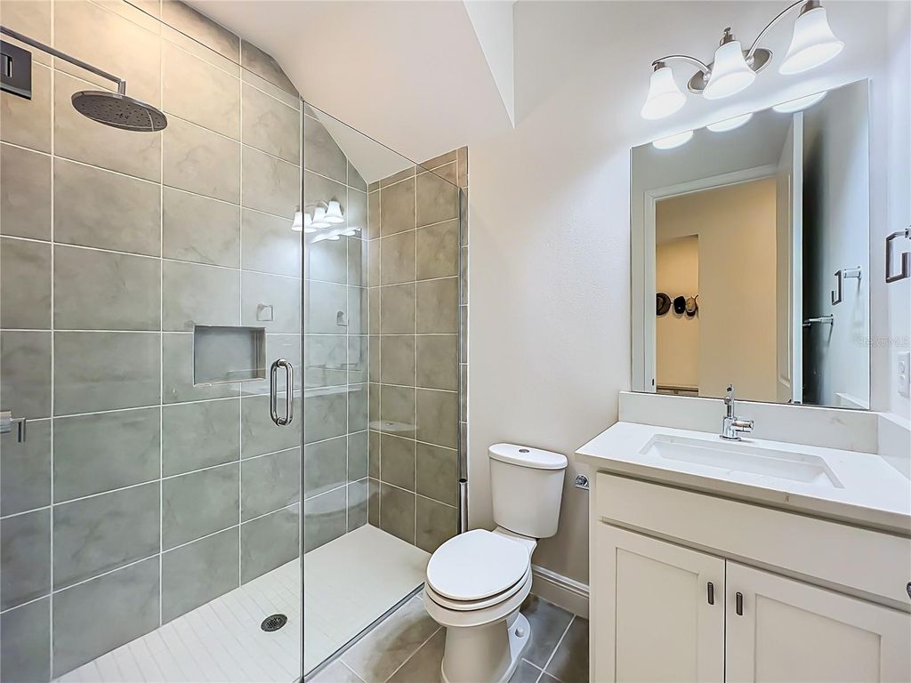 Image 23 of property listing at 13809 LARKTON LANE, Orlando, FL 32832