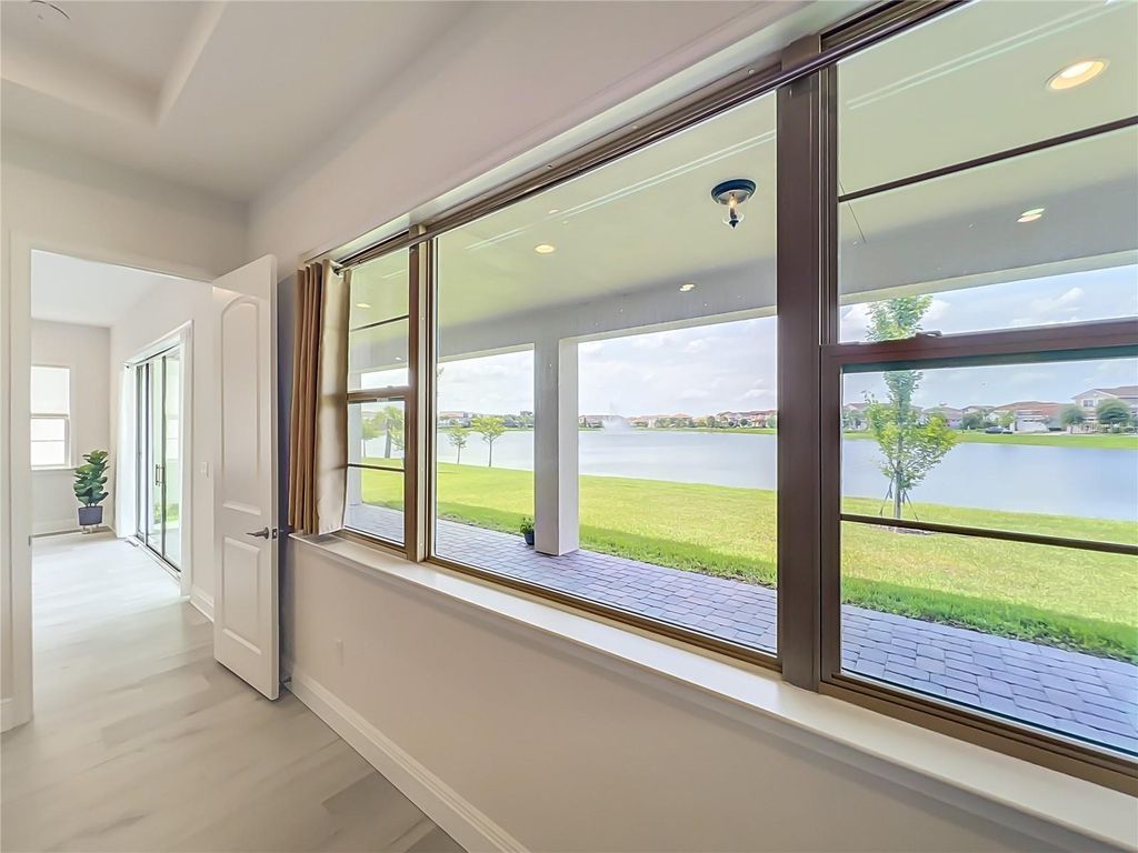 Image 27 of property listing at 13809 LARKTON LANE, Orlando, FL 32832
