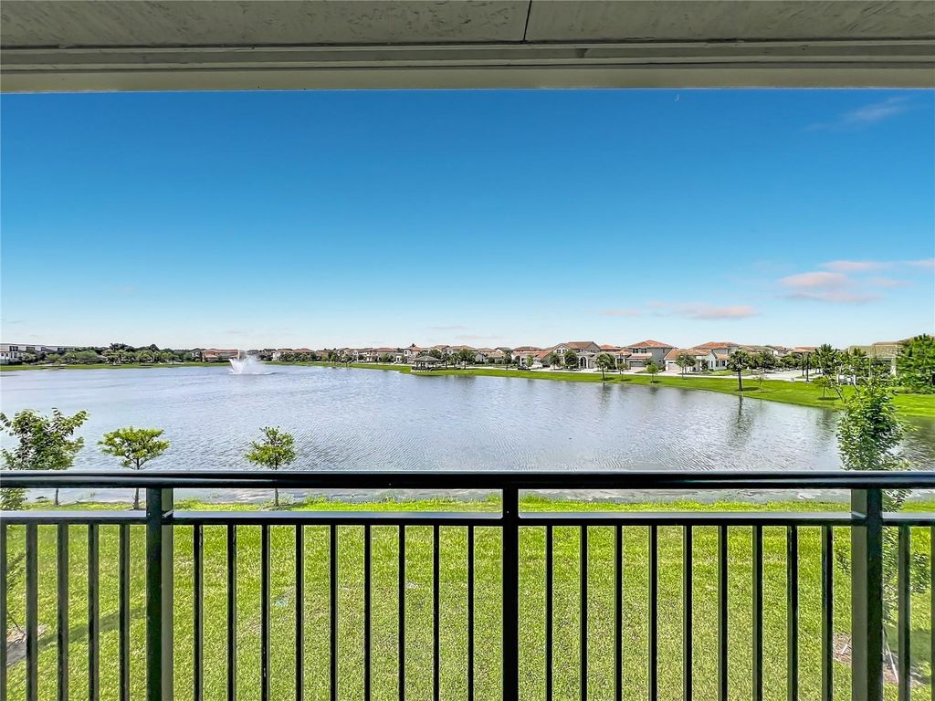 Image 65 of property listing at 13809 LARKTON LANE, Orlando, FL 32832