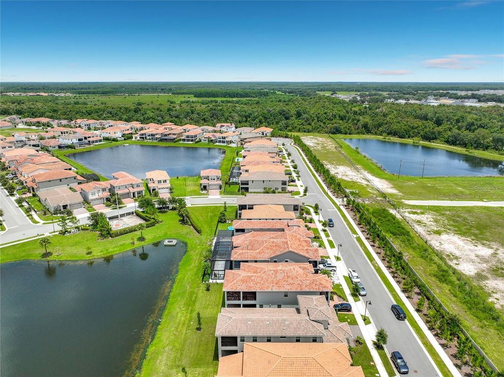 Image 73 of property listing at 13809 LARKTON LANE, Orlando, FL 32832