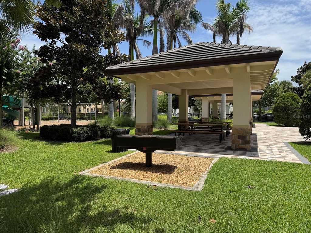 Image 84 of property listing at 13809 LARKTON LANE, Orlando, FL 32832