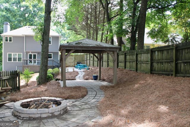 2160 Lakeway Drive, Dacula, GA 30019