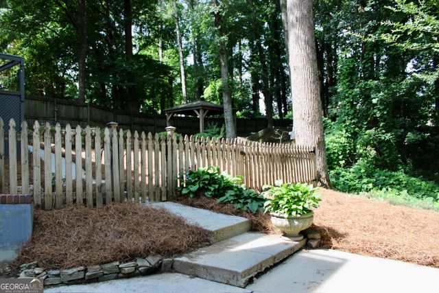 2160 Lakeway Drive, Dacula, GA 30019