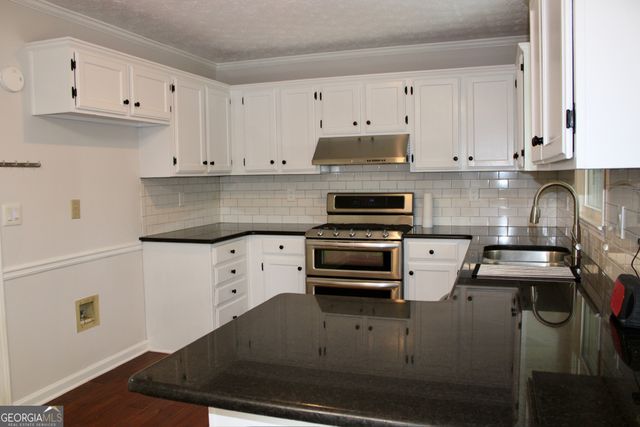 2160 Lakeway Drive, Dacula, GA 30019