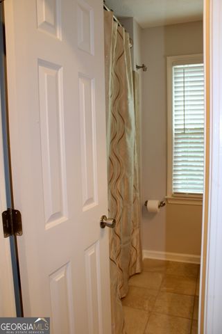 2160 Lakeway Drive, Dacula, GA 30019