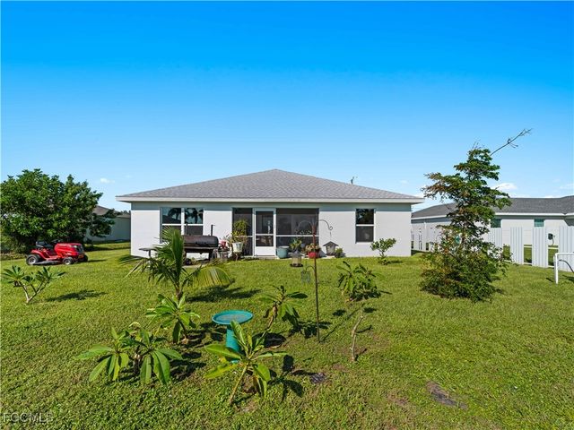 917 NW 13th AVE, Cape Coral, FL 33993