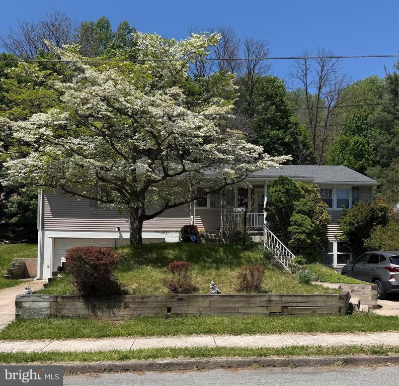 1530 KRAMER AVE, Reading, PA 19606