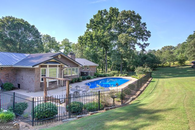 408 Mac Johnson Road NW, Cartersville, GA 30121