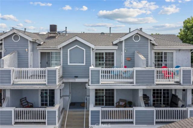 1528 Marcelina Avenue B, Torrance, CA 90501