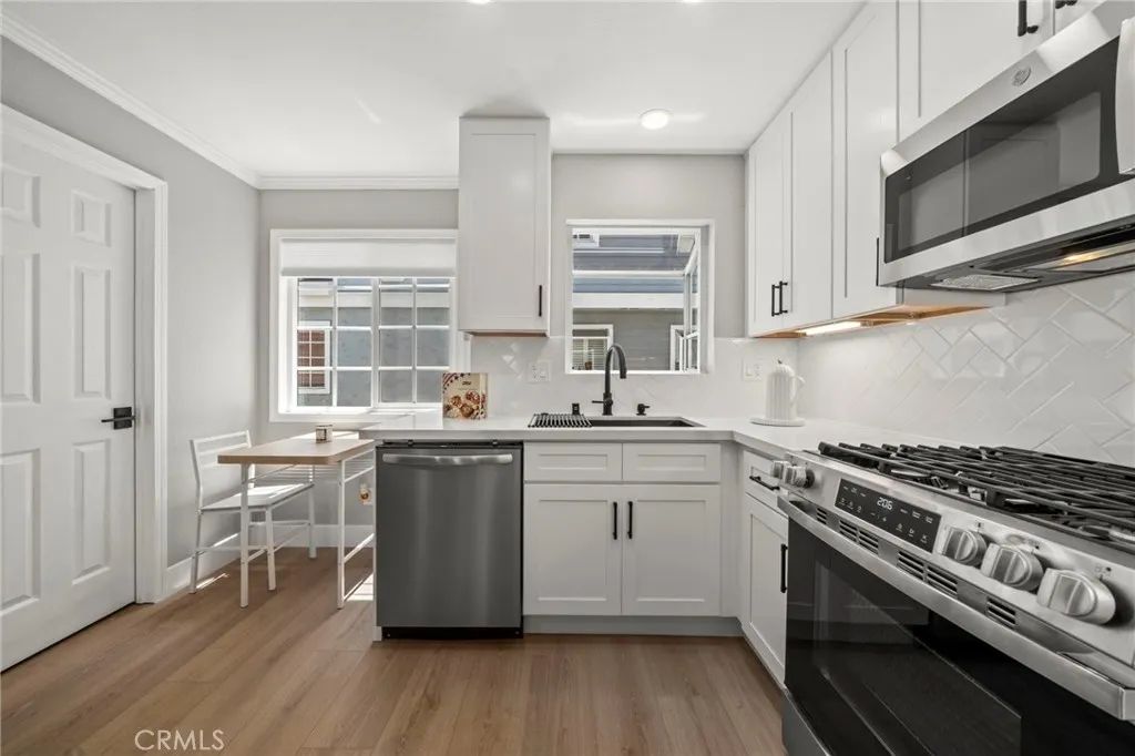 1528 Marcelina Avenue B, Torrance, CA 90501