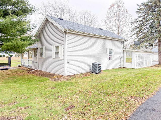 299 Grant Street, Rome City, IN 46784