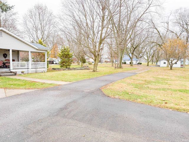 299 Grant Street, Rome City, IN 46784