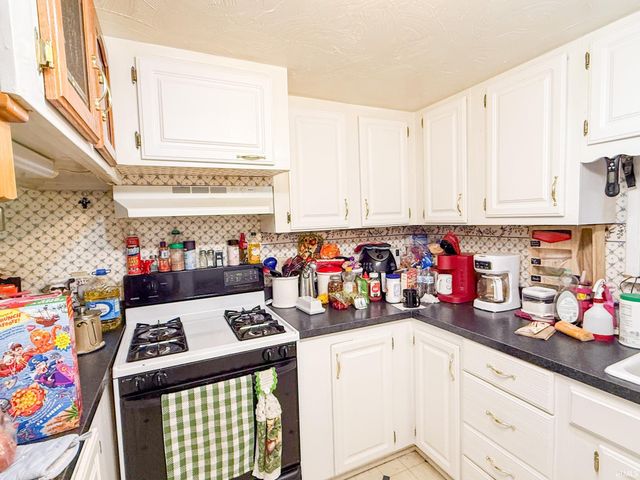 299 Grant Street, Rome City, IN 46784