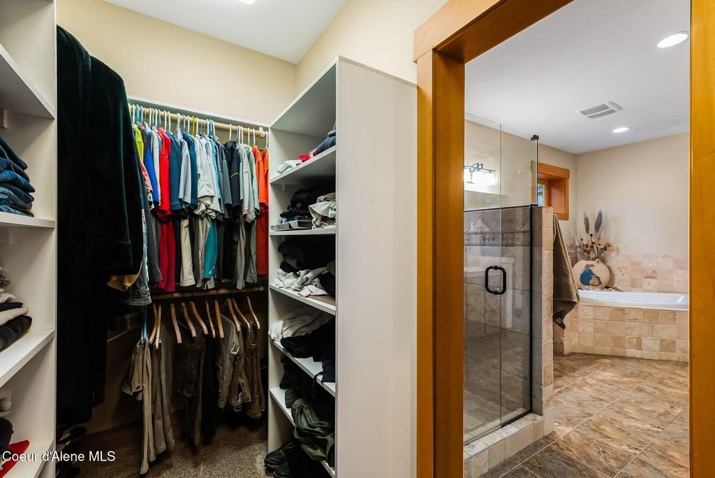 457 Gypsy Bay RD, Sagle, ID 83860 photo 23