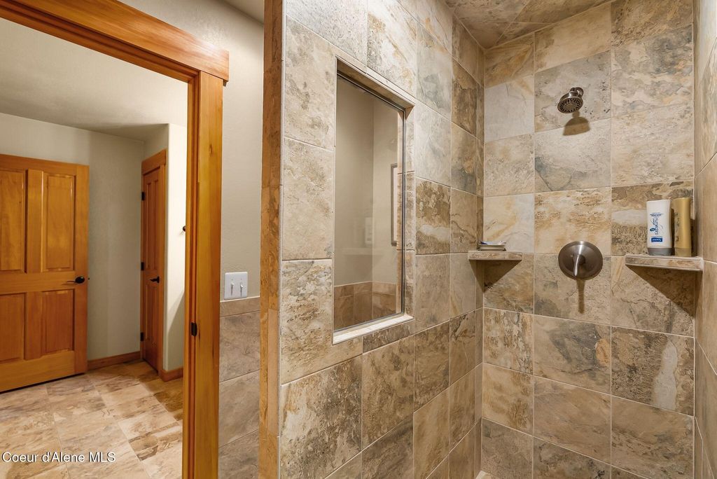 457 Gypsy Bay RD, Sagle, ID 83860 photo 37