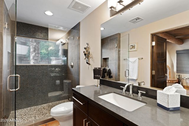 7127 N 23RD Place N, Phoenix, AZ 85020