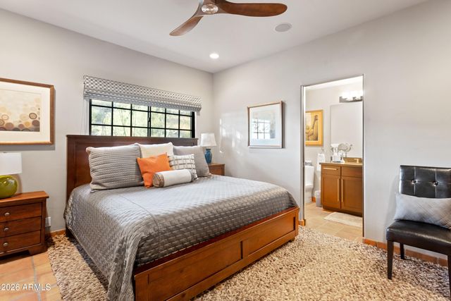7127 N 23RD Place N, Phoenix, AZ 85020