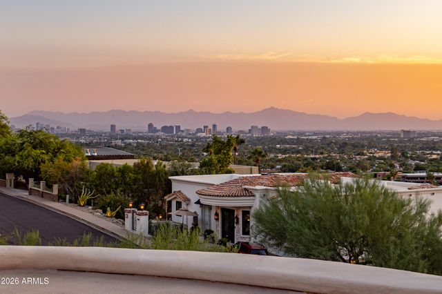 7127 N 23RD Place N, Phoenix, AZ 85020