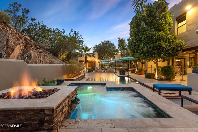 7127 N 23RD Place N, Phoenix, AZ 85020