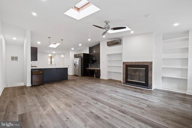 1805 CHESTNUT ST, Philadelphia, PA 19103