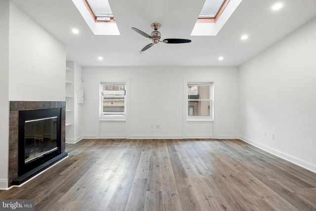 1805 CHESTNUT ST, Philadelphia, PA 19103