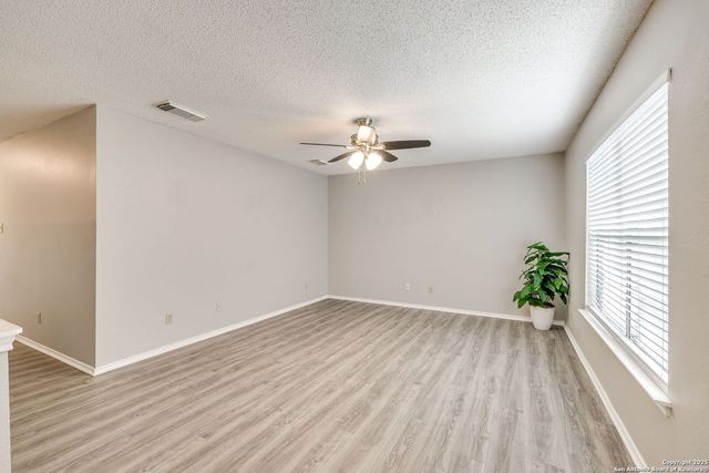 8307 Tavern Pt, San Antonio, TX 78254