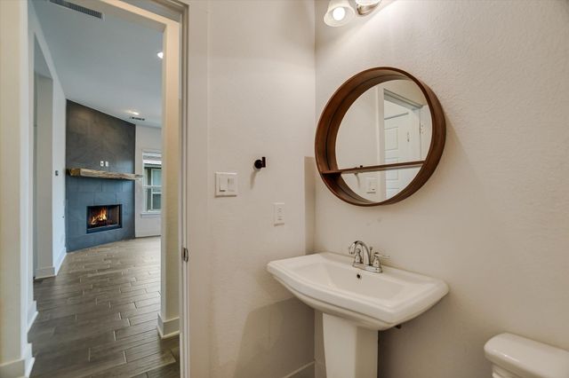 6720 Llano Stage TRL, Austin, TX 78738