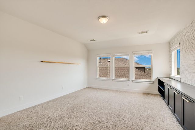 6720 Llano Stage TRL, Austin, TX 78738
