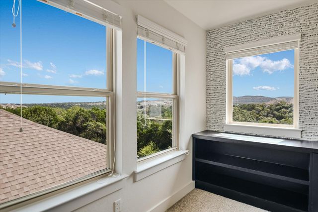6720 Llano Stage TRL, Austin, TX 78738