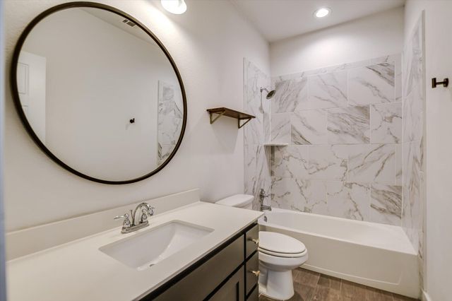 6720 Llano Stage TRL, Austin, TX 78738