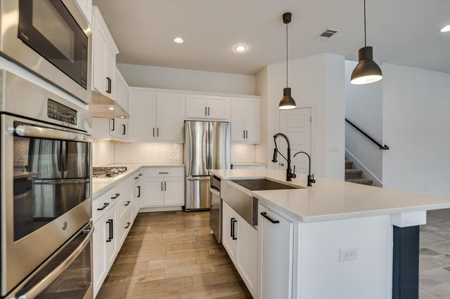 6720 Llano Stage TRL, Austin, TX 78738