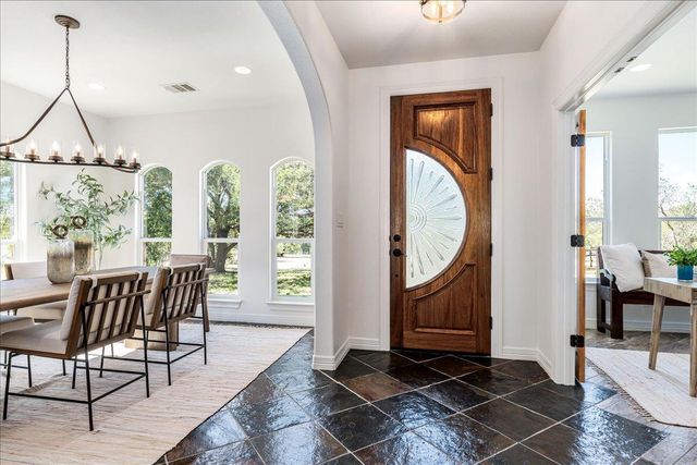 23802 Oscar RD, Spicewood, TX 78669