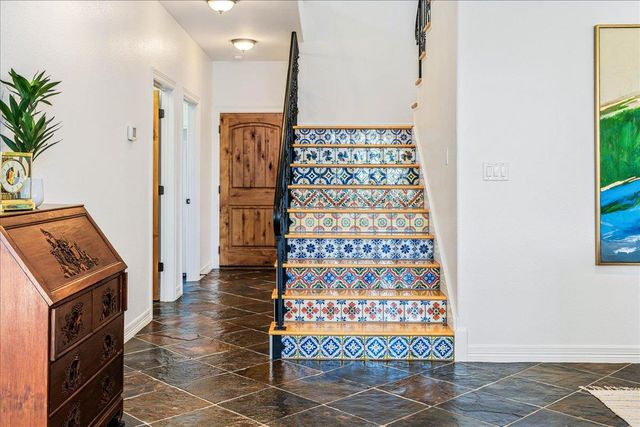 23802 Oscar RD, Spicewood, TX 78669