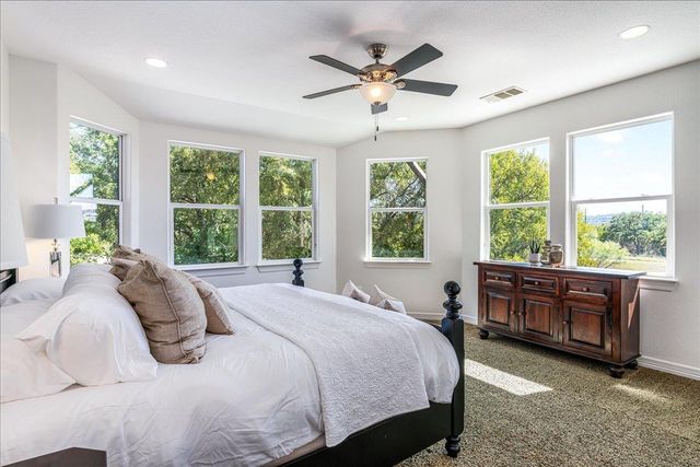 23802 Oscar RD, Spicewood, TX 78669