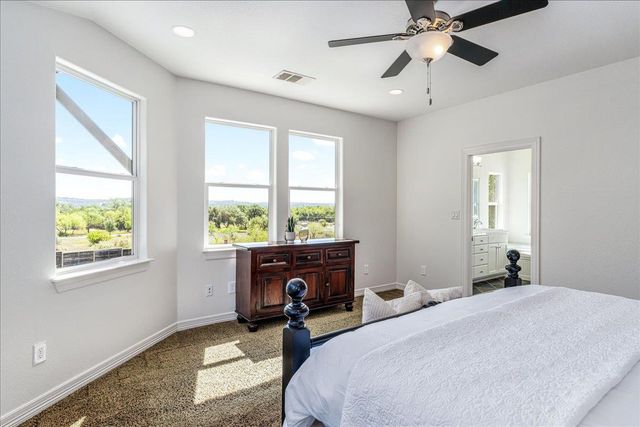 23802 Oscar RD, Spicewood, TX 78669