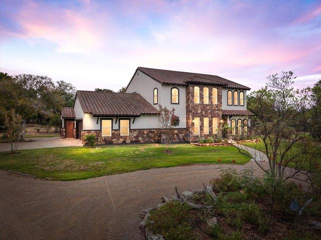 23802 Oscar RD, Spicewood, TX 78669