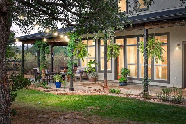 23802 Oscar RD, Spicewood, TX 78669
