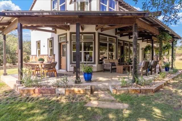 23802 Oscar RD, Spicewood, TX 78669