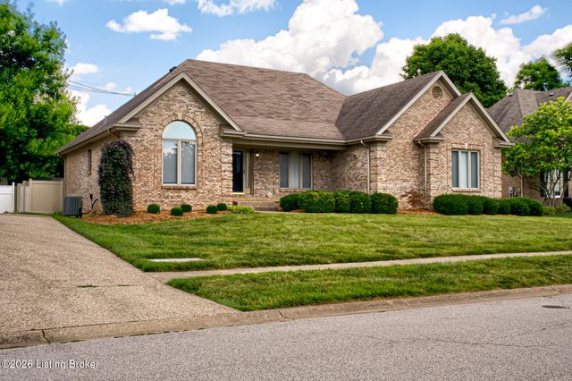 1421 Twin Ridge Rd, Louisville, KY 40242