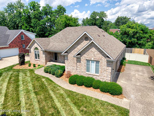 1421 Twin Ridge Rd, Louisville, KY 40242